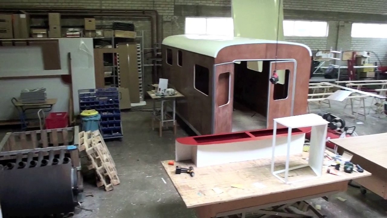Reportage chez Tonke Campers, concepteur d'un camping-car hors du commun, la Fieldsleeper 2