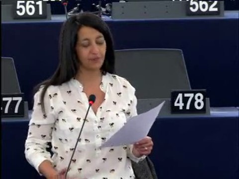 Karima Delli sur les migrants morts en Méditerranée: La réponse sera européenne ou ne sera pas!