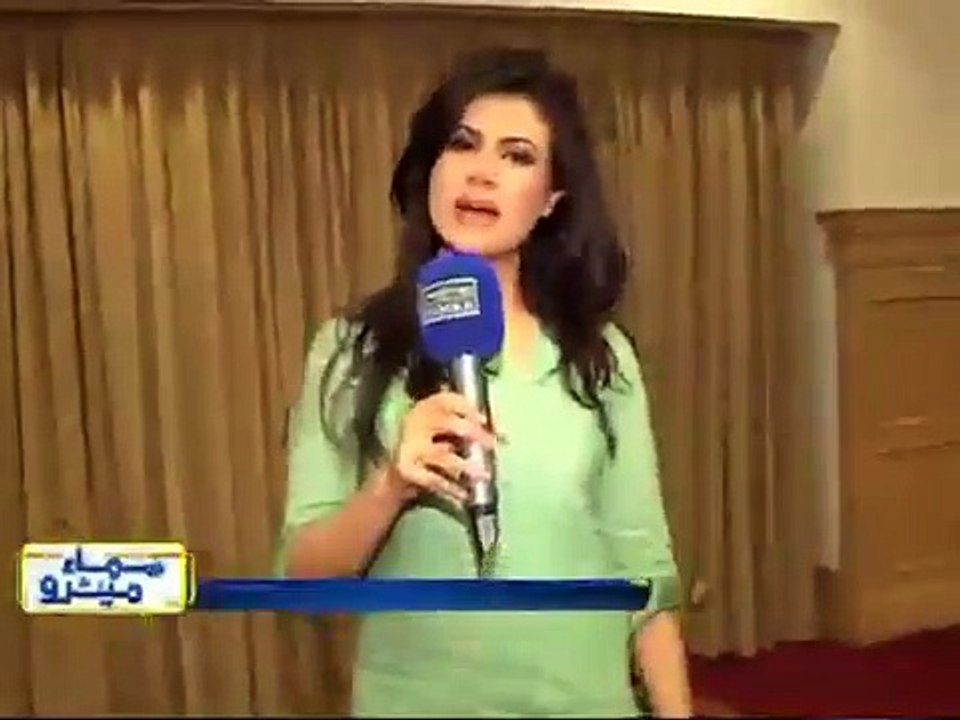 SEXY HOT Pakistani news anchor Zaara Khan in tight grey leggings and high heels