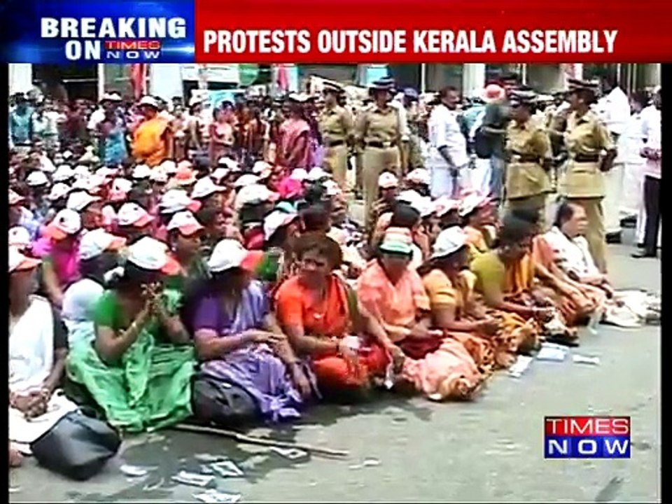 BJP workers protests at Secretariat