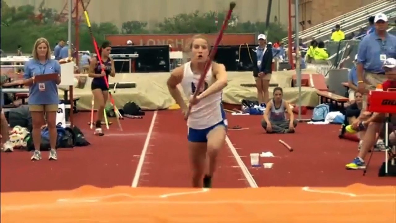 Saut à la perche : Charlotte Brown (17ans), aveugle, saute 3m50 et remporte une médaille dans une compétition