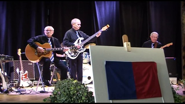 Inauguration de la plaque du Golf Drouot en hommage à Henri Leproux. La cérémonie., Images de Michel Guillanneuf,