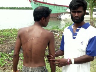 Scènes de carnage à bord d'un bateau de migrants au large de l'Indonésie