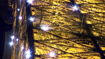 Eifel Tower at night time 2009