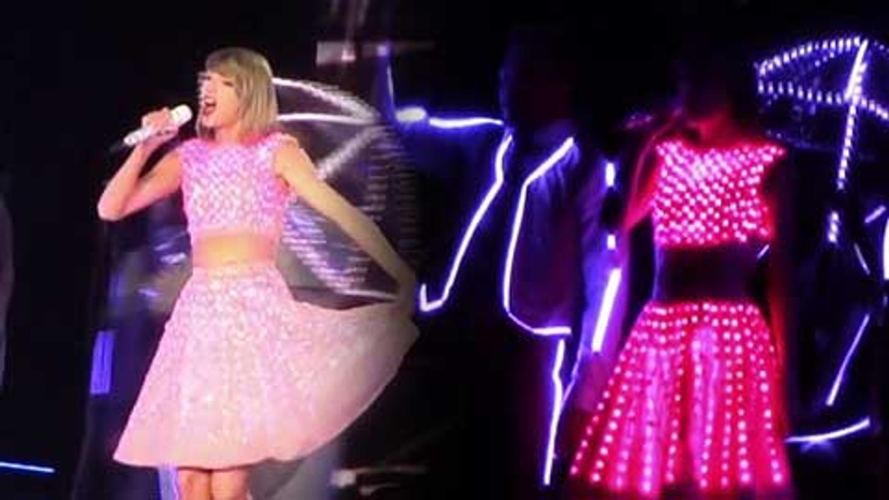 (VIDEO) Taylor Swift Electro Performance At Roc...