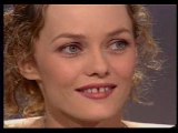 Vanessa Paradis - Tt Le Monde En Parle