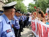 Studentët protestojnë kundër draftit për 'Arsimin e Lartë' - Albanian Screen TV