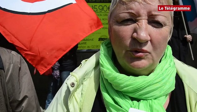 Saint-Brieuc. 200 professeurs manifestent contre la réforme des collèges
