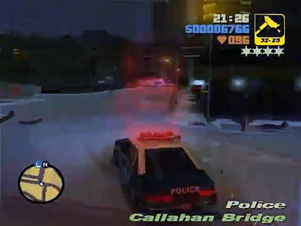 persecución policial y tiroteo (gta)