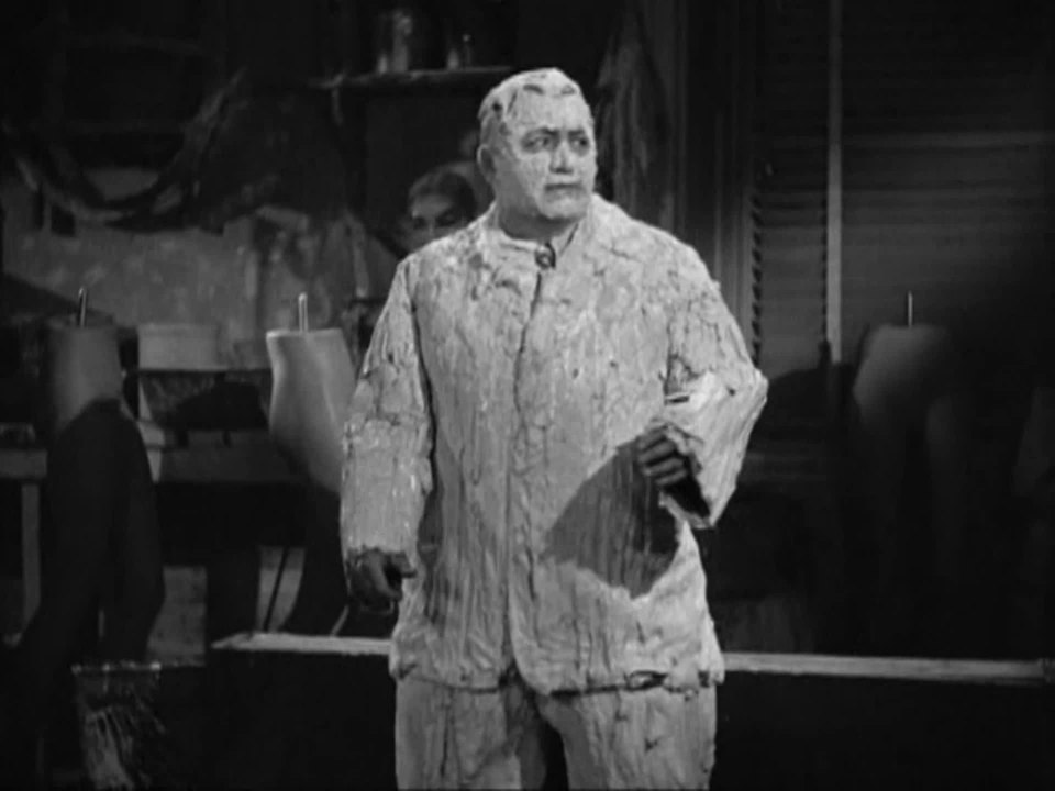 Thumb War - Three Stooges