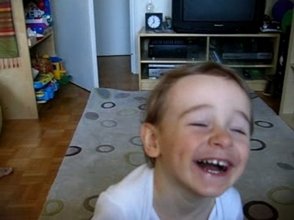 Je danse et je rigole