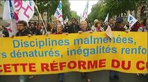 Réforme du collège : les enseignants donnent de la voix dans les rues de Paris