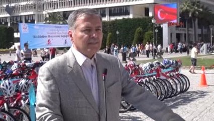 İzmir - Daha Sağlıklı Gençler İçin Okullara Bisiklet Dağıtıldı