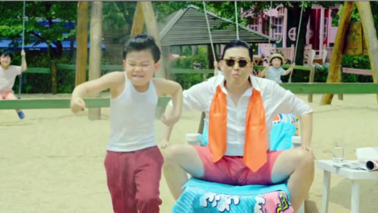 Oppa Glitchnam Style