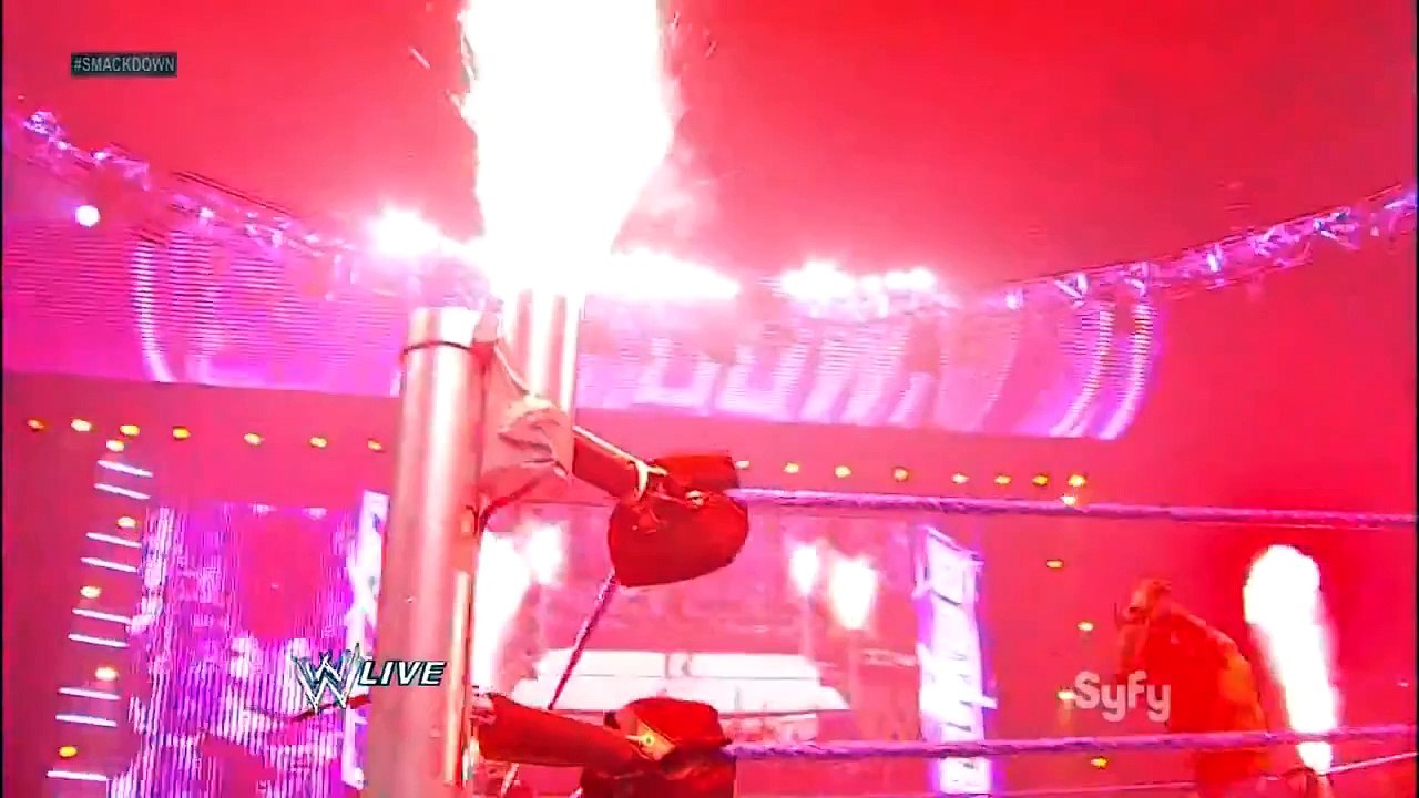 Kane Attacks Randy Orton and His Father Cowboy Bob Orton - WWE Smackdown 10/4/12 (HD)