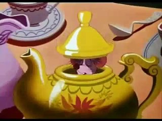 Alicia "Feliz no cumpleaños" Español Latino