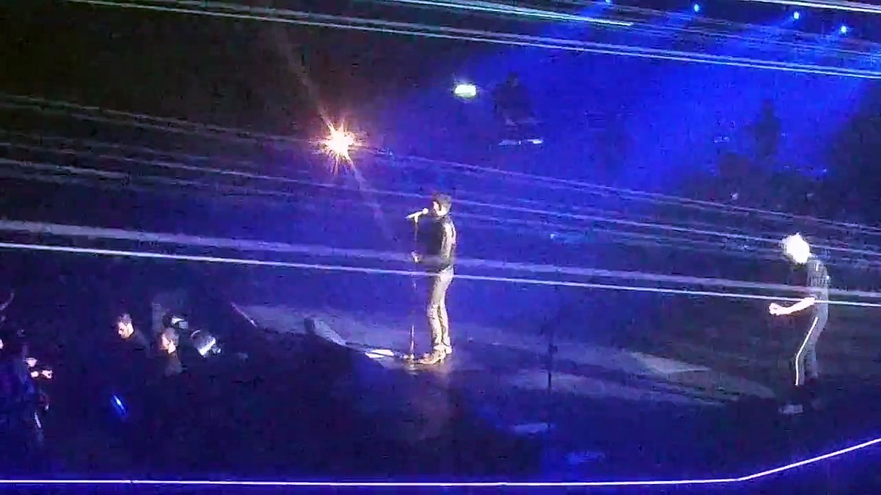 Queen and Adam Lambert - Who Wants To Live Forever (Live at Wembley Arena)