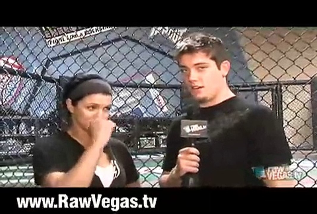 Gina Carano is fighting Kelly Kobald, wants to fight Cyborg