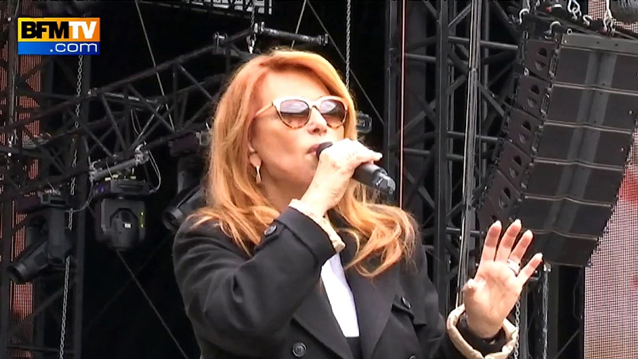 Jean-Luc Lahaye attaqué en diffamation par Julie Pietri