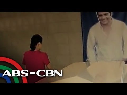 Grace Poe, dinalaw na si FPJ bago ang Undas