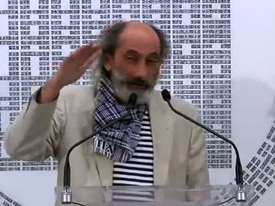 Exposición "Campos de fútbol" /"Campos de Fútbol" erakusketa