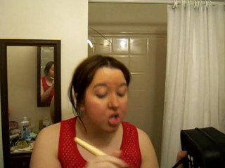 Totally hot, valley girl, high school look