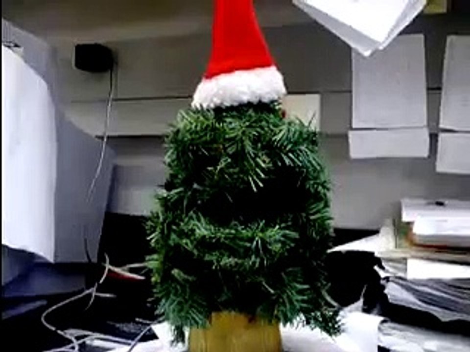 Singing Christmas Tree