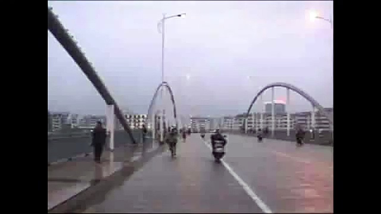 Mirage over the Xin'an river in China 16/6/2011 (amazing footage)