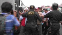Mineros peruanos en huelga indefinida protestan por tercerización de contratos