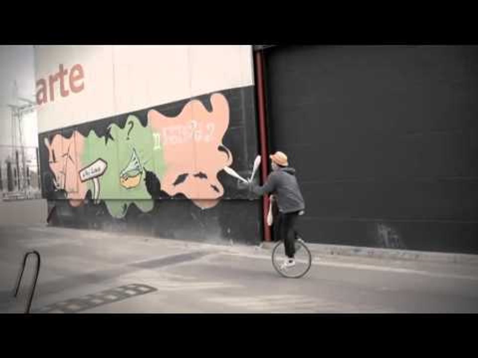 TV3 - 33 recomana - Combinat 50. Ateneu Popular 9barris. Barcelona