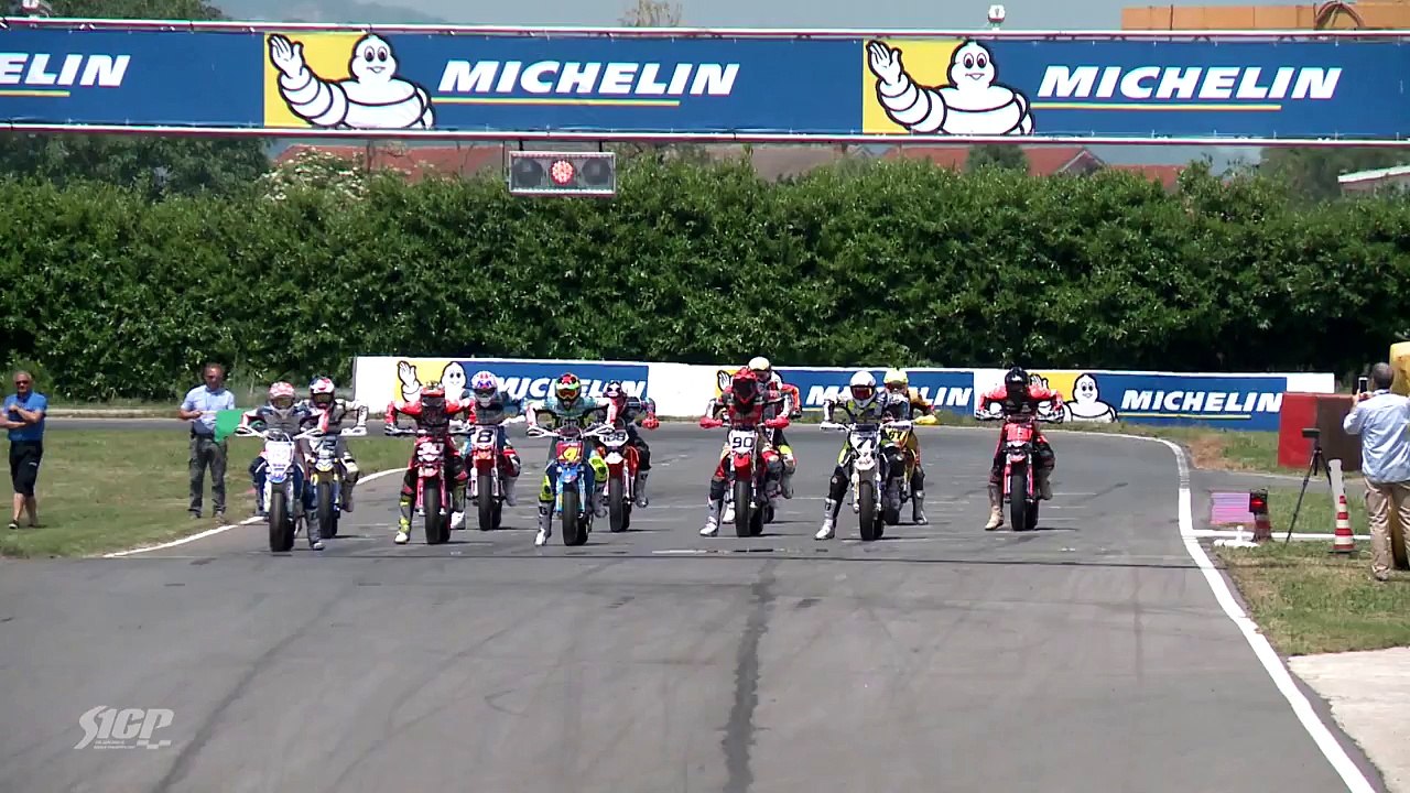 S1GP 2015 - ROUND 3- GP of EUROPE, Busca - News Highlights (5mn) - Supermoto