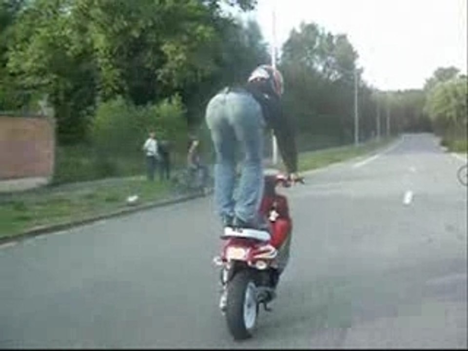 Booster spirit 2006 whelling   Dimz 1120