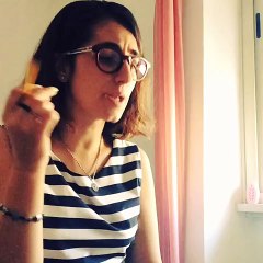 Lo studente, la ripetizione e la pavimentazione nuova