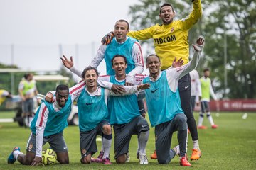 Efficacité et intensité pour la Team Berbatov !