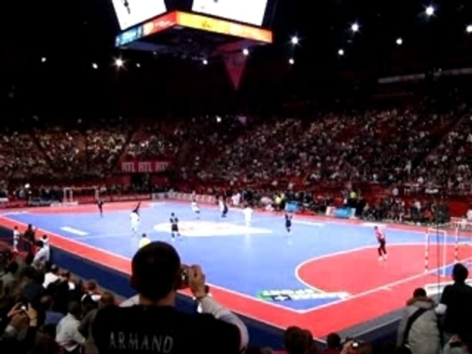 070325 - Zizou contre le PSG à Bercy 02