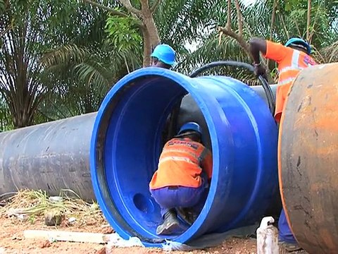 Visite du Président Ali Bongo Ondimba sur les chantiers d'adduction d'eau