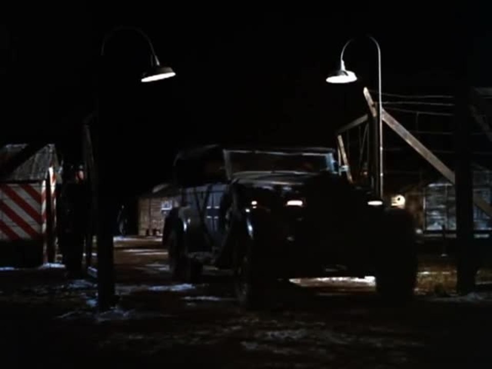 Ein Käfig voller Helden - Trailer (Deutsch)