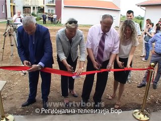 Stanovi za izbeglice, 19. maj 2015. (RTV Bor)