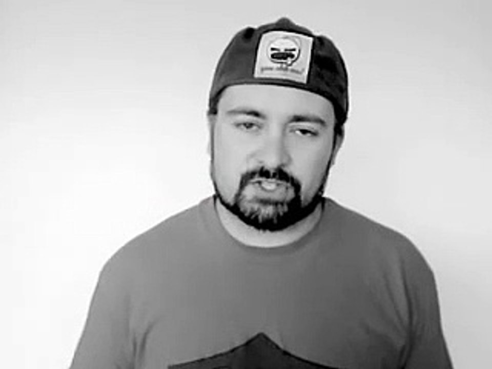 Topless Models playing the Wii!?