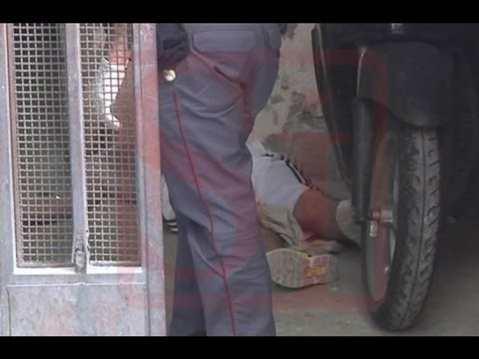 Napoli - Agguato vicino Università, ucciso un 24enne (18.05.15)