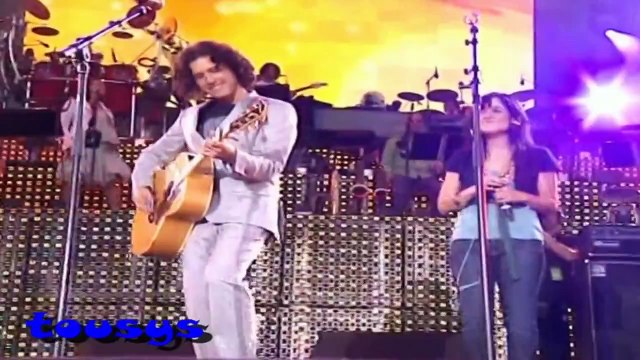 Julieta Venegas & Coti - Nada Fue un Error - Los Nº 1 de 40 principales en Concierto.