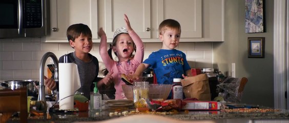 Mom's Night Out (trailer)