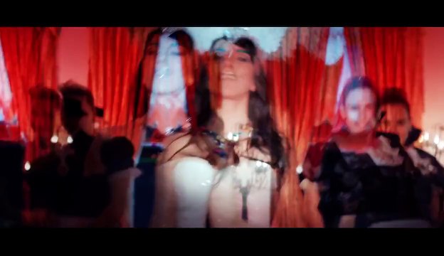 Volga Tamöz Ft. Hande Yener - Sebastian
