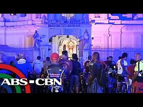 Black Nazarene devotees fill up Quiapo church