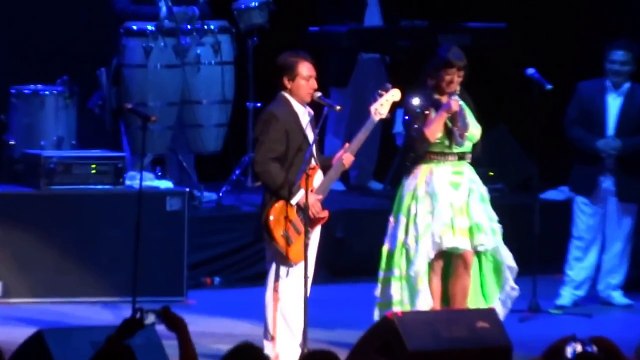ANGELES AZULES Y LILA DOWNS EL LISTON DE TU PELO