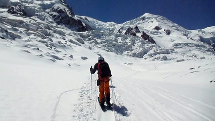 heading for montain refuge of the Grands Mulets for Mont Blanc