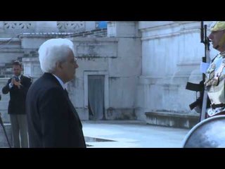 Roma - 25 aprile, Renzi all'Altare della Patria