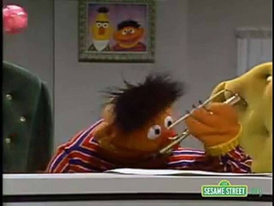 Classic Sesame Street - Bert and Ernie (Shopping List)