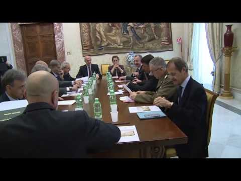 Roma - Riunione a Palazzo Chigi per l'emergenza migranti (19.04.15)