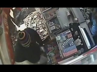 Zafferana (CT) - Tentano colpo a stazione Esso, presi dai carabinieri (14.05.15)